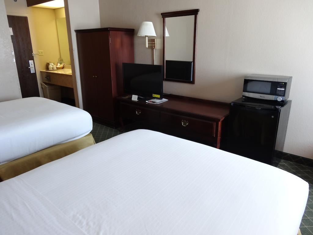 Briarwood Inn - Sparta ภายนอก รูปภาพ