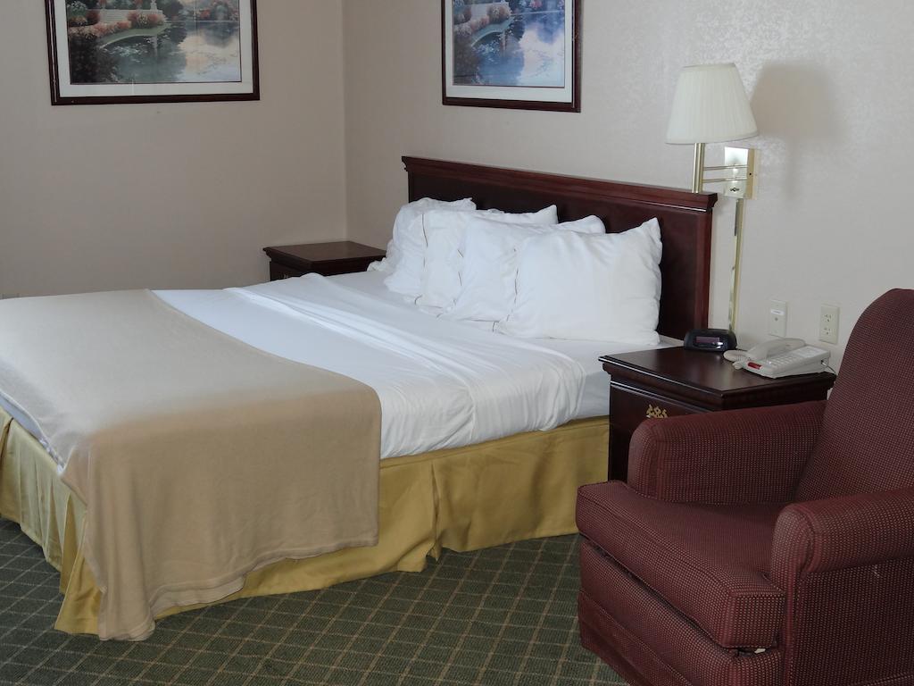 Briarwood Inn - Sparta ภายนอก รูปภาพ