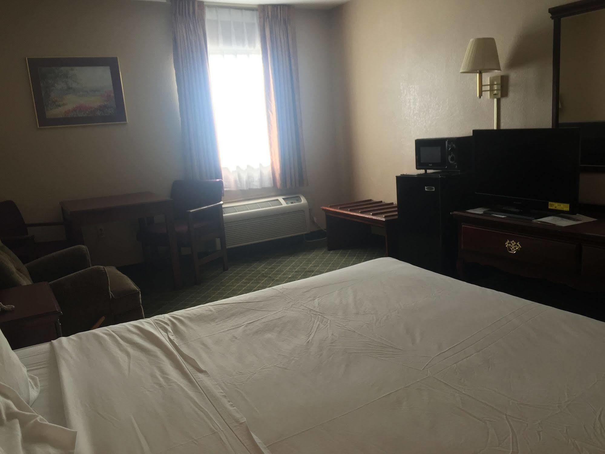 Briarwood Inn - Sparta ภายนอก รูปภาพ