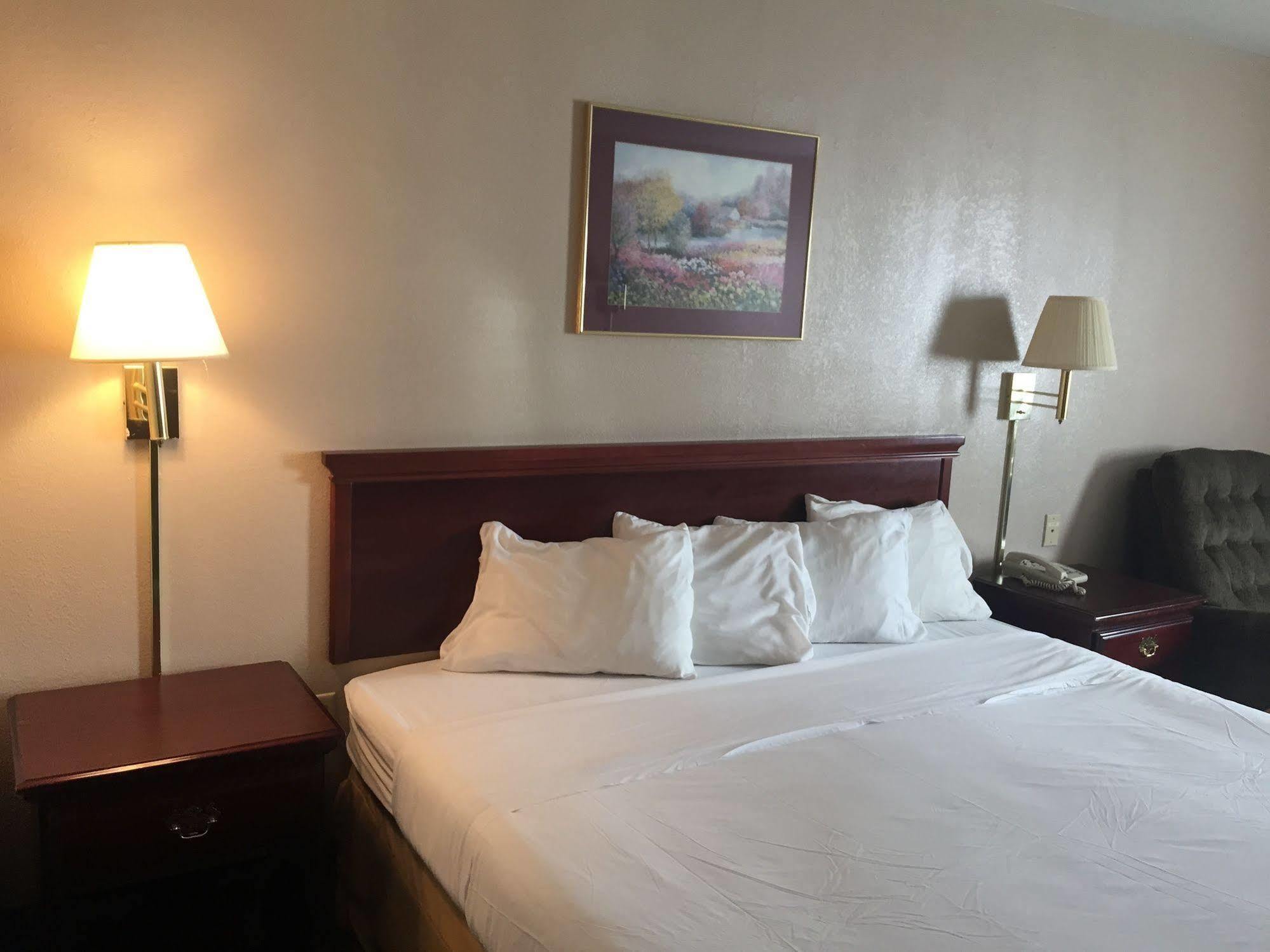 Briarwood Inn - Sparta ภายนอก รูปภาพ
