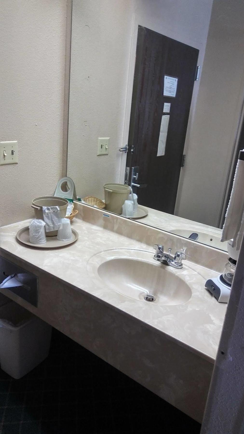 Briarwood Inn - Sparta ภายนอก รูปภาพ