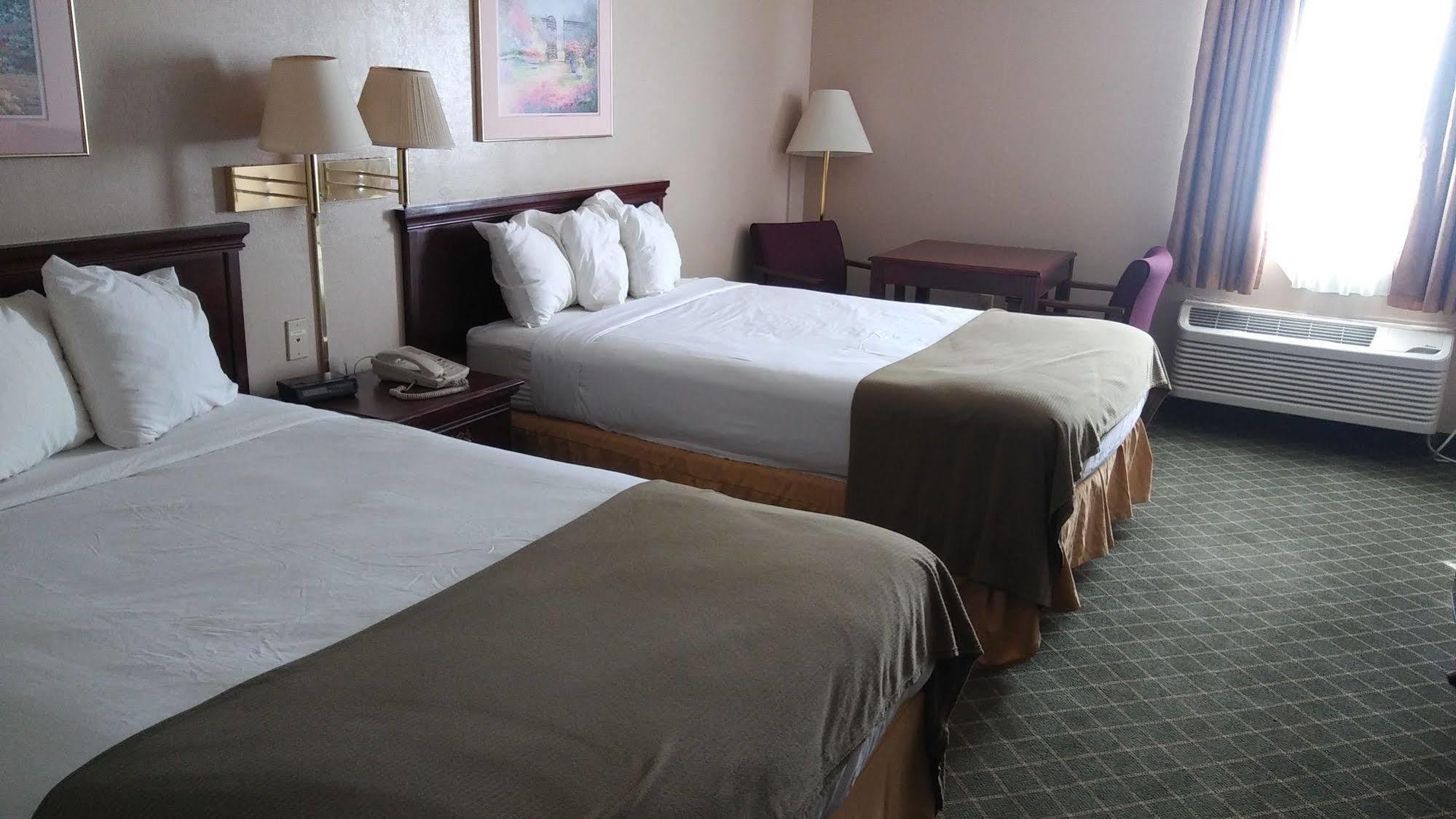 Briarwood Inn - Sparta ภายนอก รูปภาพ